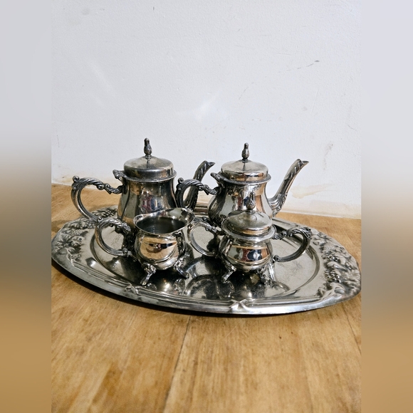 Elegant Silver Vintage Tea Set